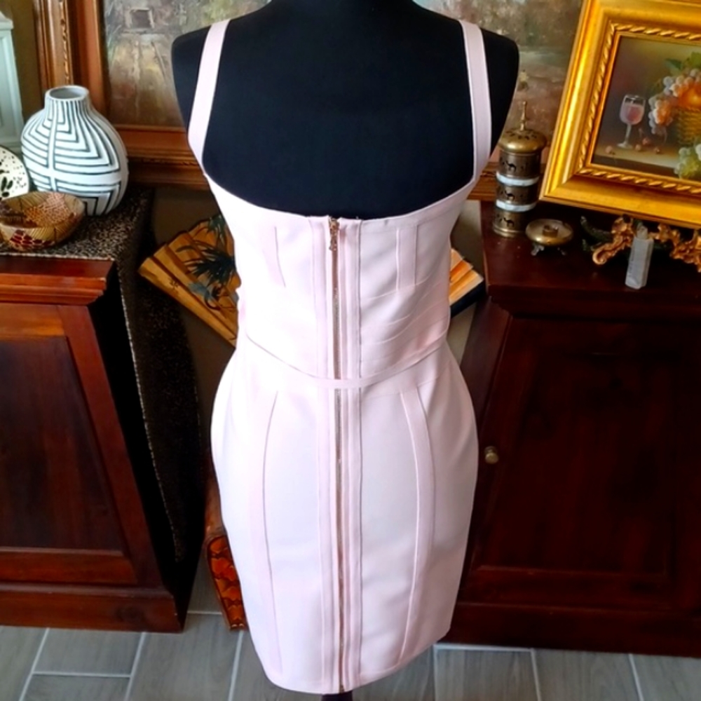 🩷🎉Pink Rose' Bandage Dress🎀 - Picture 3 of 5